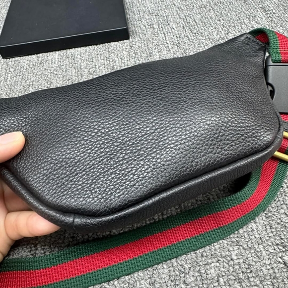 Authentic Gucci Logo Belt Small Black Belt Bag 399-121224 - Picture 6 of 11